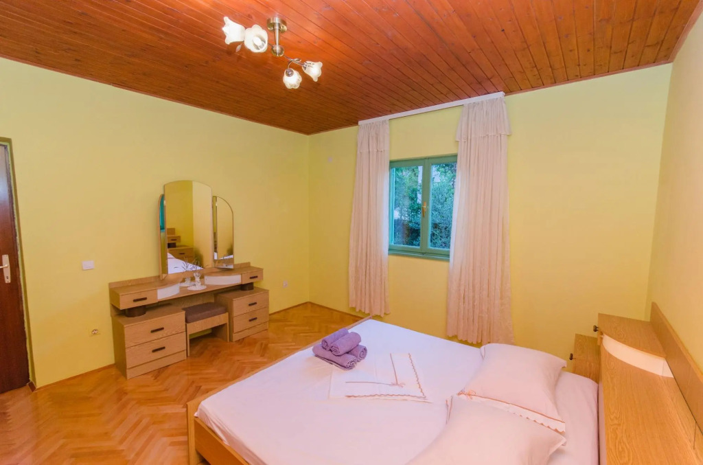 Vinko - 80 m from beach - A1(4+2)