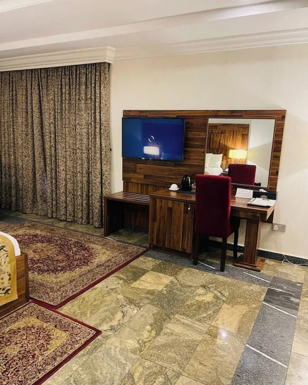 Royal Dean Hotels & Suites