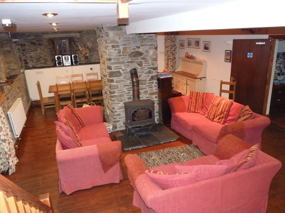 Ceridwen Centre