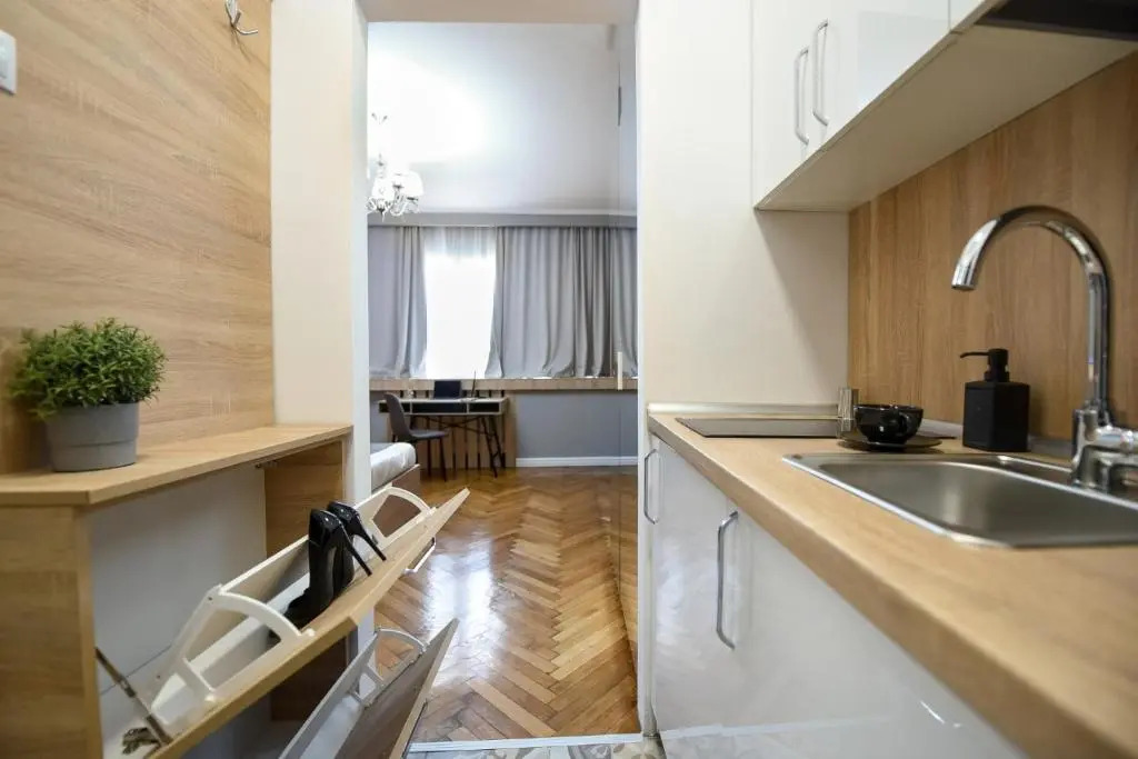 NEW Business Studio near Intercontinental Hotel - Homey Residence
