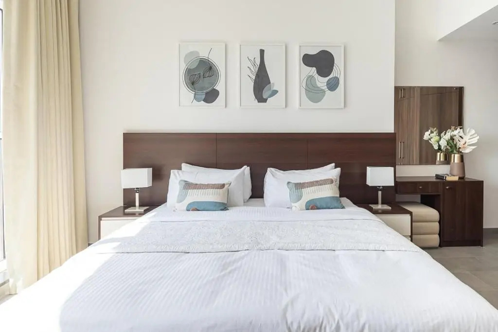 Frank Porter - JAM Marina Residence
