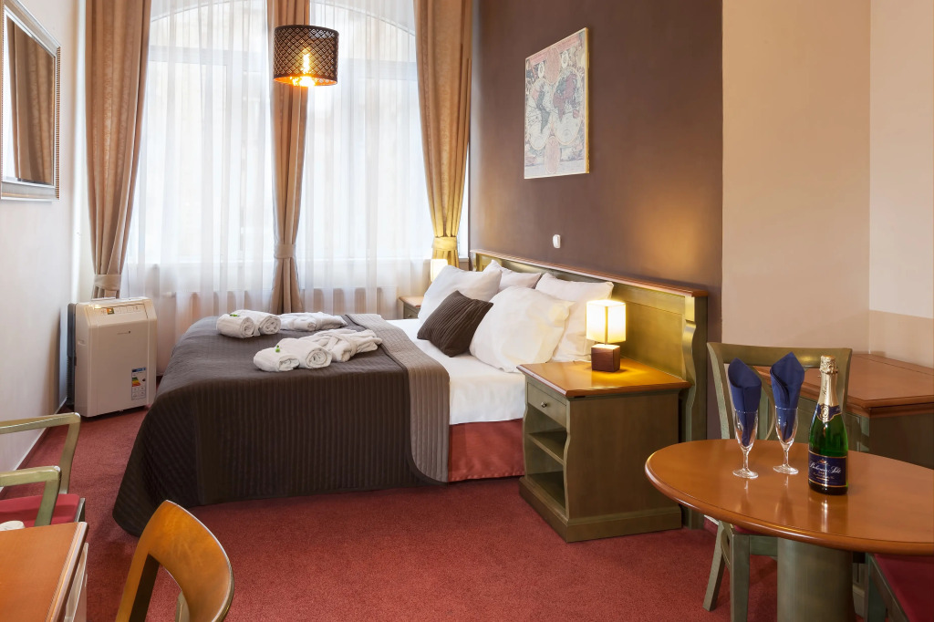 Augustus et Otto Hotel