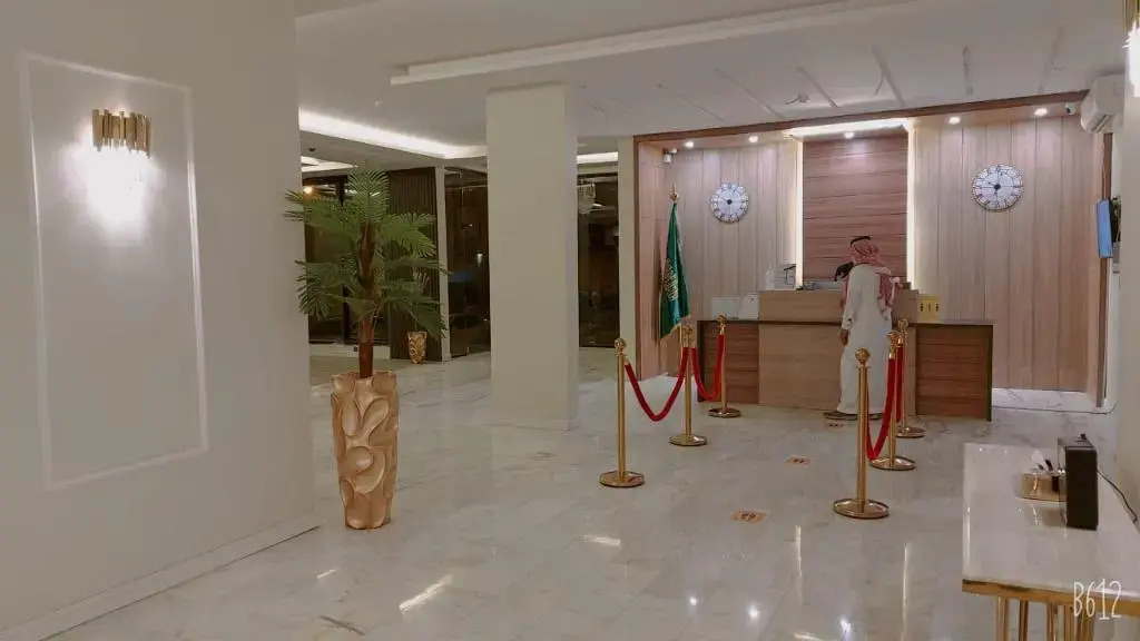 Golden Tulip Abha