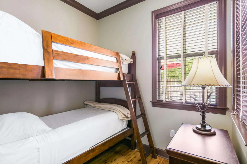 Water Street Hotel & Marina, an Ascend Collection Hotel