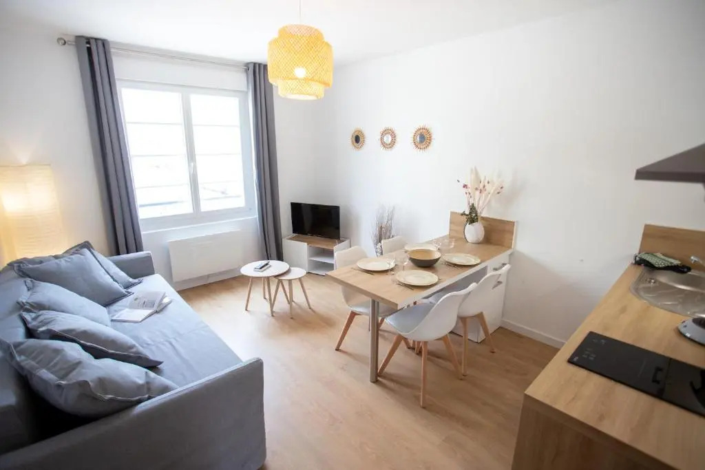 4 Pers Centre-Ville / 300m Plage