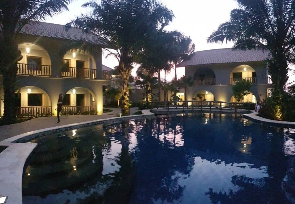 Coconut Lodge Resort