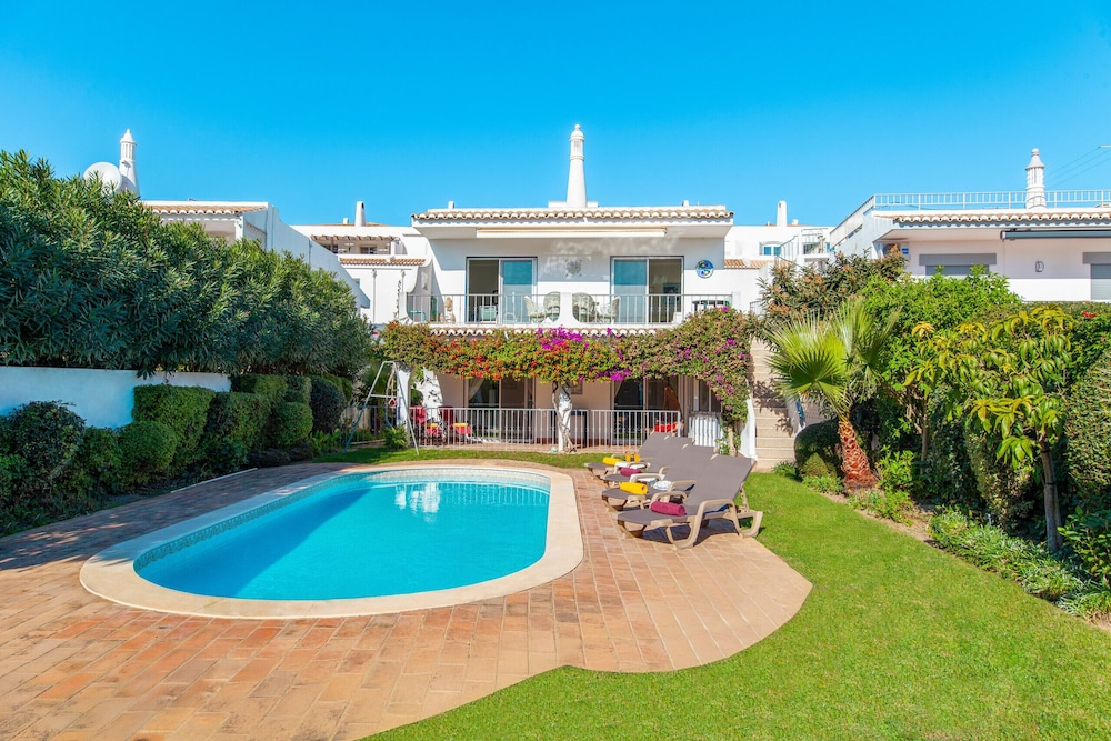 Villa Blue Bay - Moradia familiar com piscina nos Olhos dÁgua, Albufeira