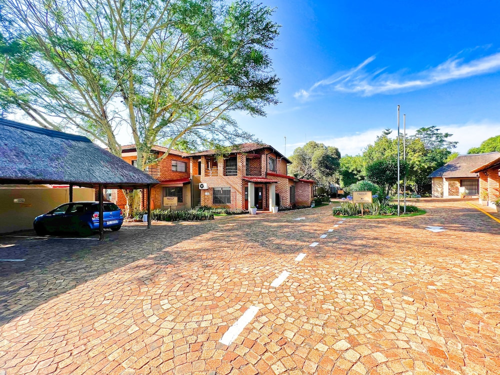 Protea Ridge Guest Cottages and Conference Centre