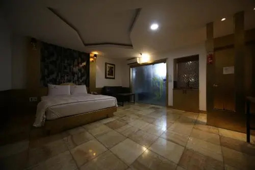 Hotel Midas