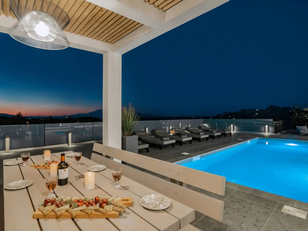 Vatia Villas
