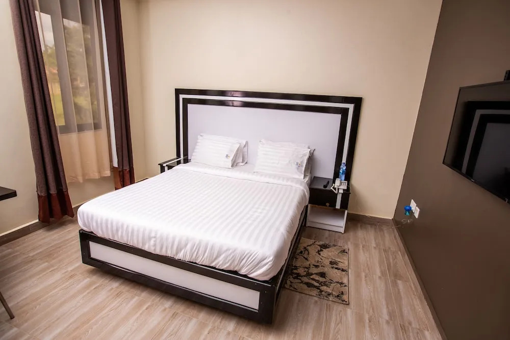 Trisek Hotel