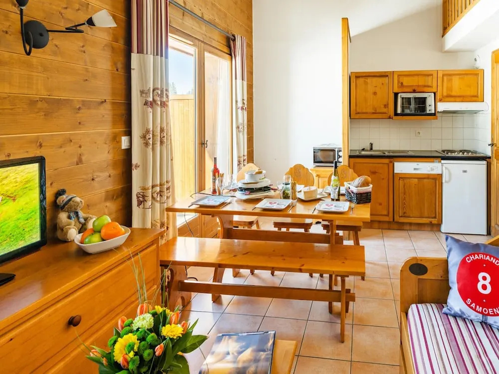 Spacious Alpine Chalet for 10