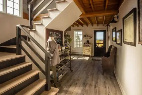 Dungeness Barn House Bed & Breakfast