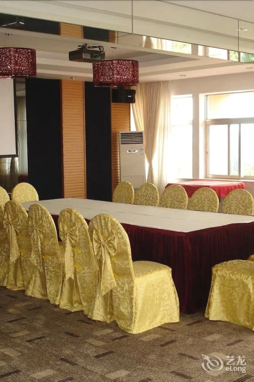 Yafeng Hotel Overseas Chinese Town Branch