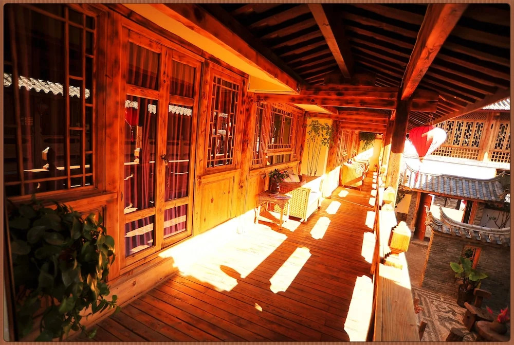 Bamboo Inn
