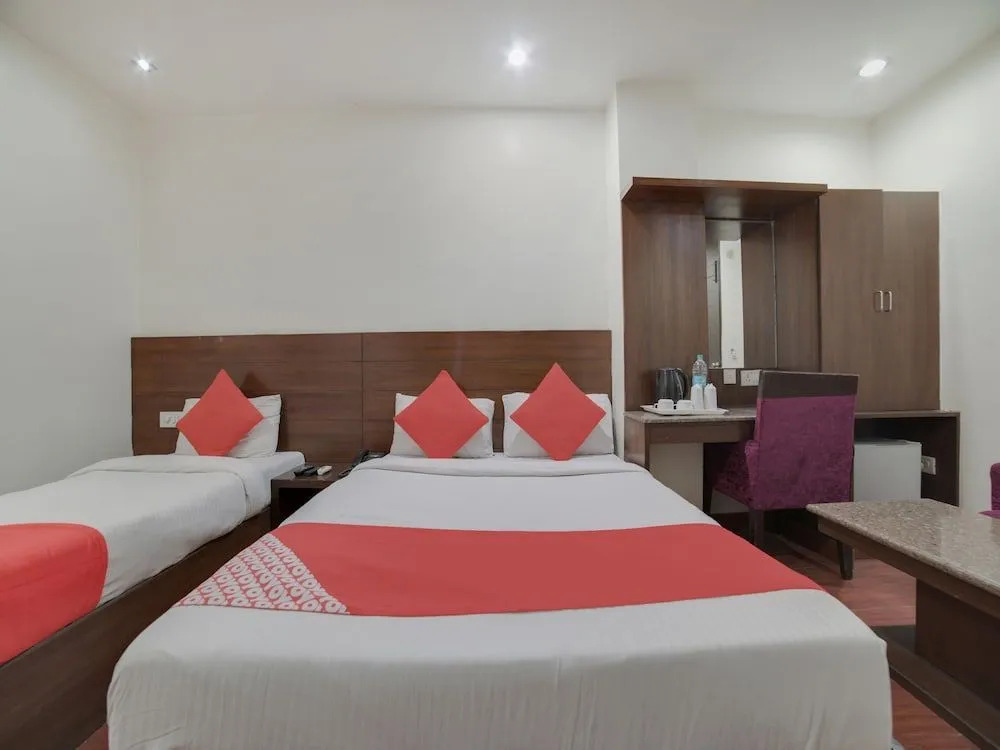 OYO 29752 Hotel Copper