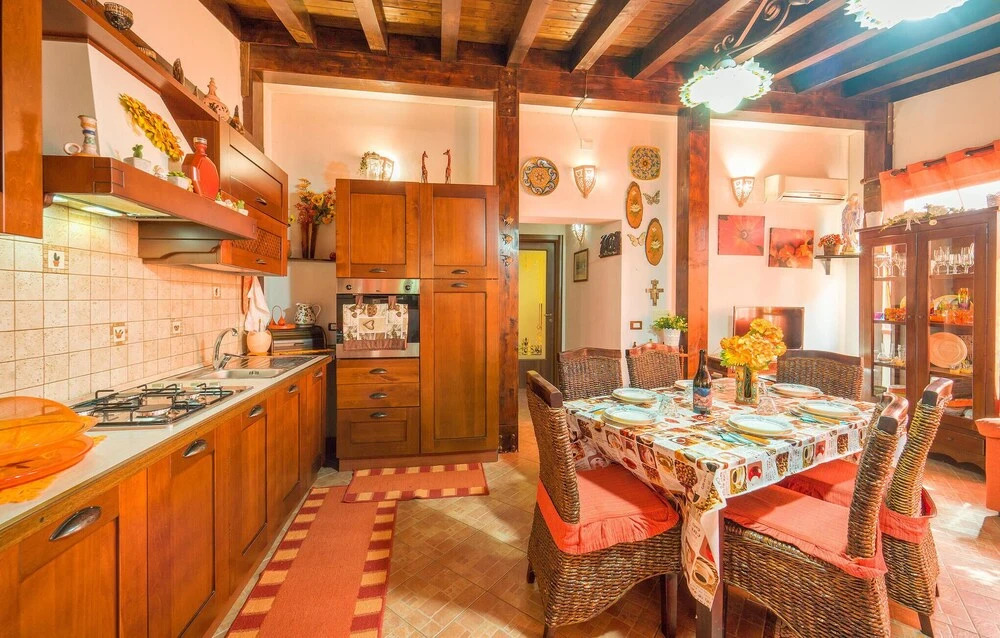 Lovely Home In Menfi With Wifi
