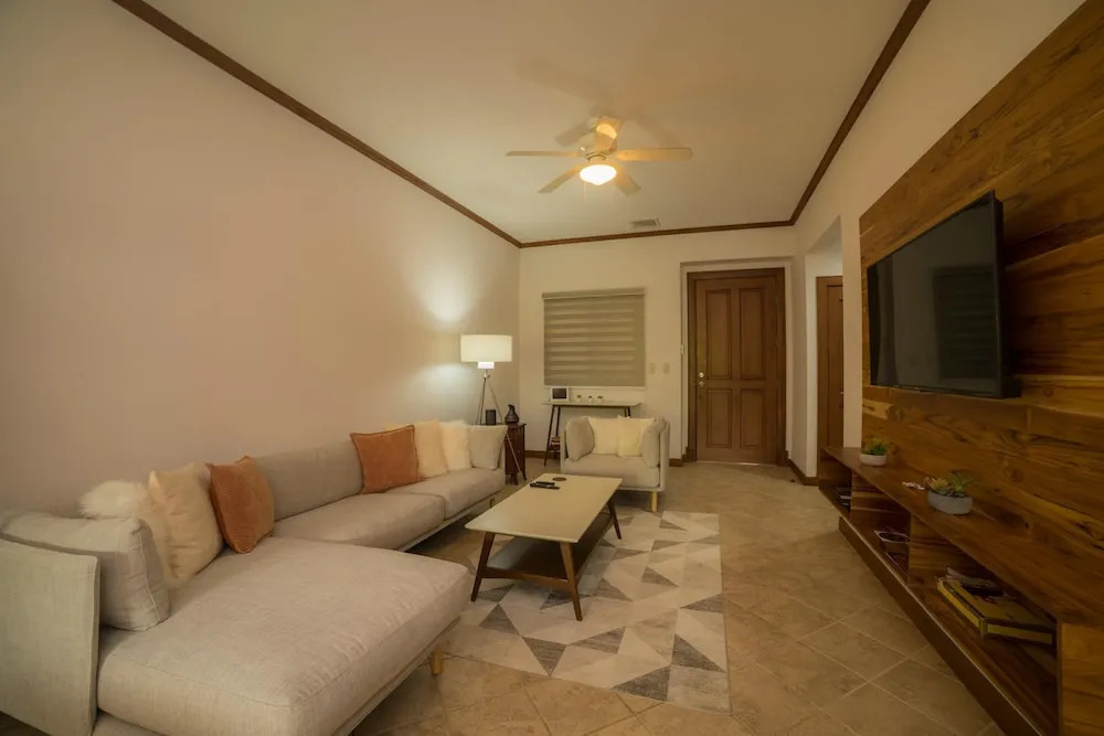 Veranda 6F - 2bdr 2 bth