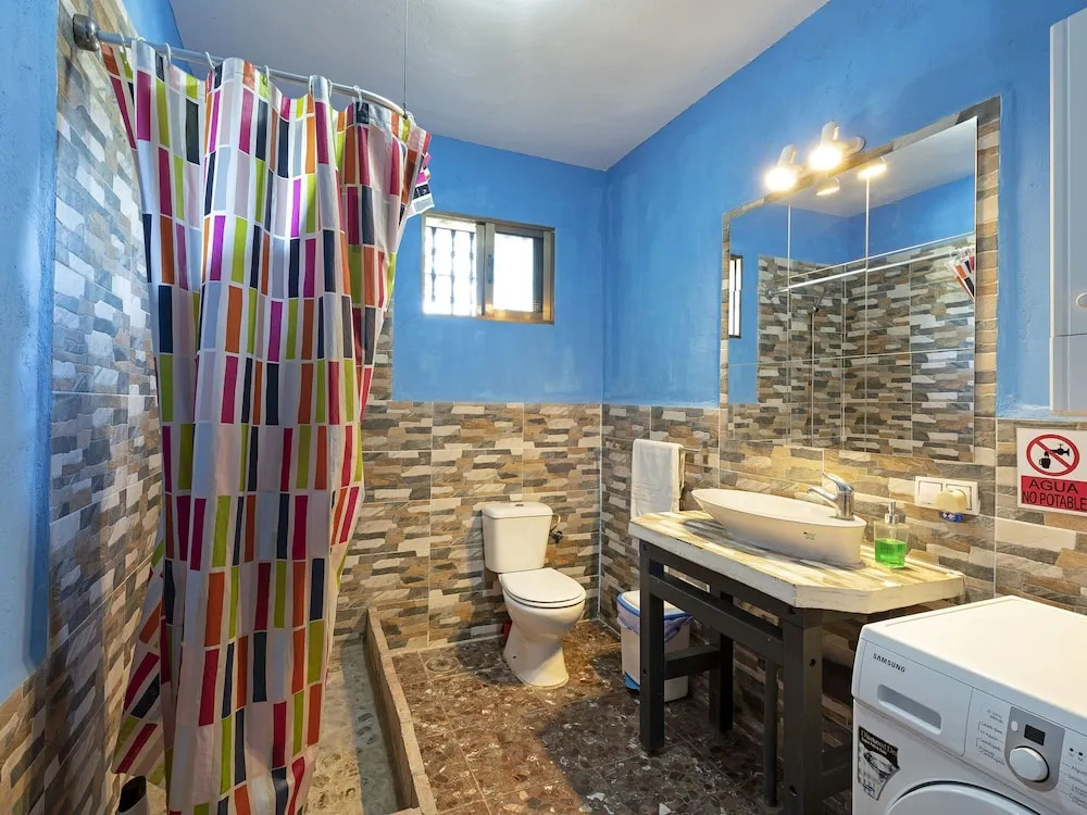 Spacious Holiday Home in Ubrique With Swimming Pool