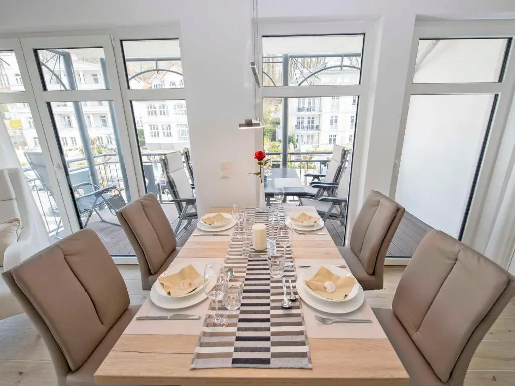 Villa Louisa in Sellin - WG 39 mit Balkon, strandnah