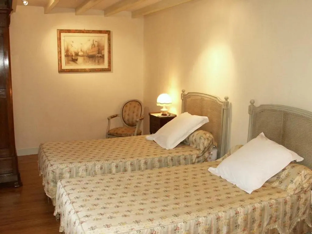 Séjour Authentique dans un Ancien Moulin - Gîte Confort avec Jardin Privatif - FR-1-381-475