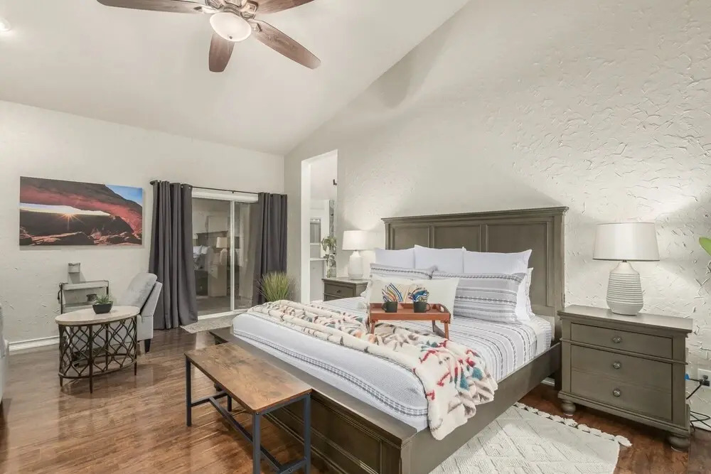 Citrus Cove Mesa 4 Bedroom Home by RedAwning