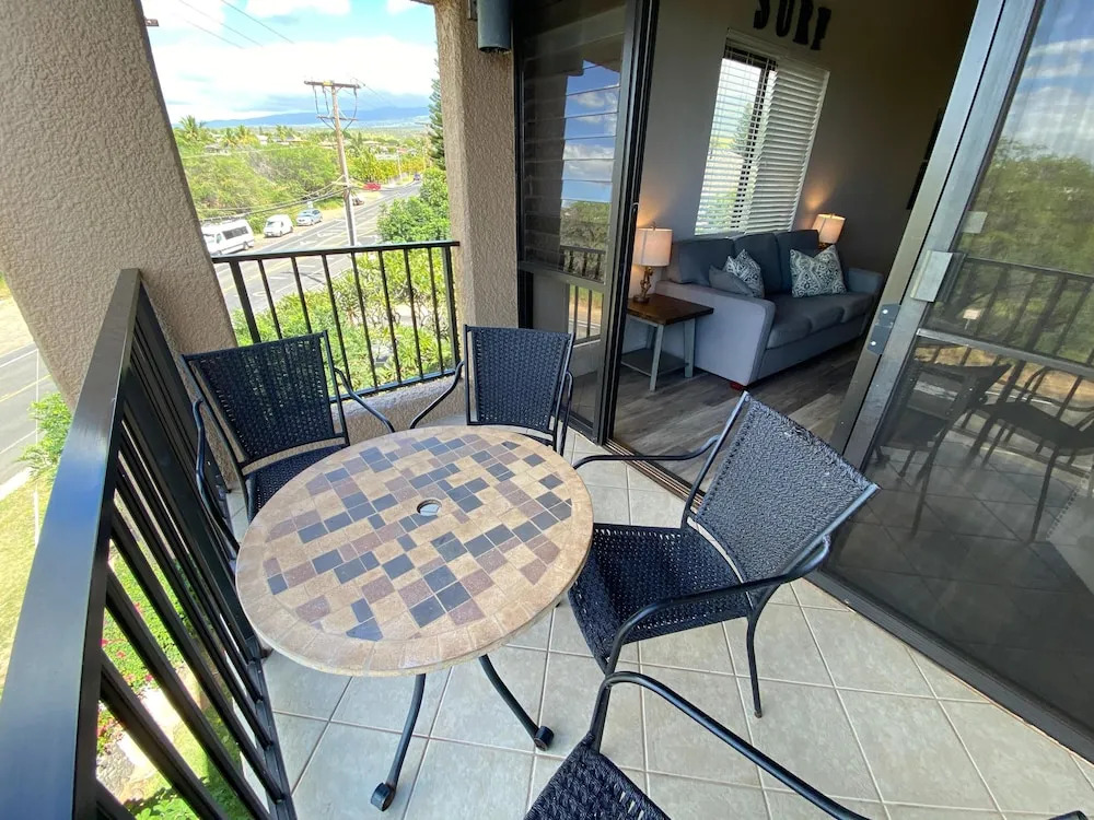 Kamaole Sands 4413 in Kihei