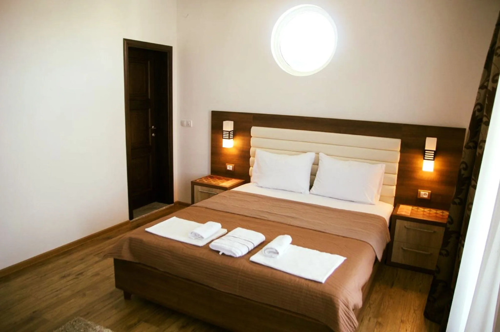 B&B Lovac Pool & Spa