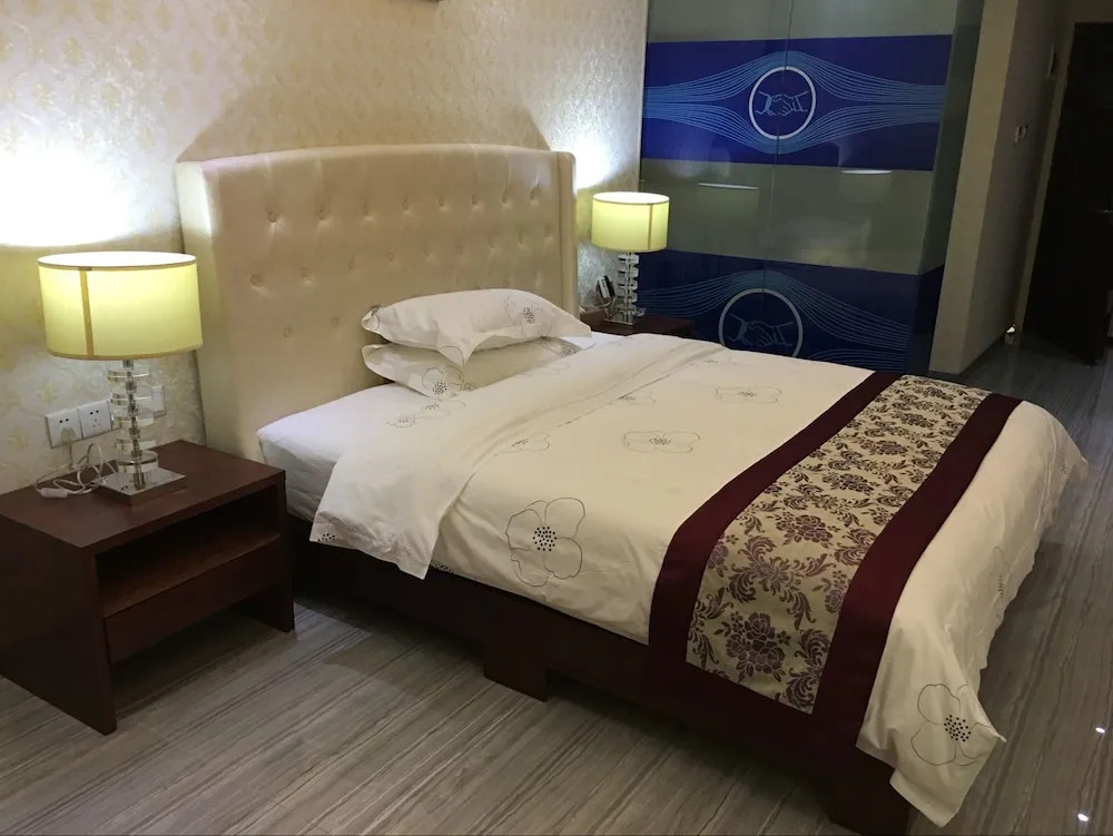 Tie Cheng Apartment Hotel