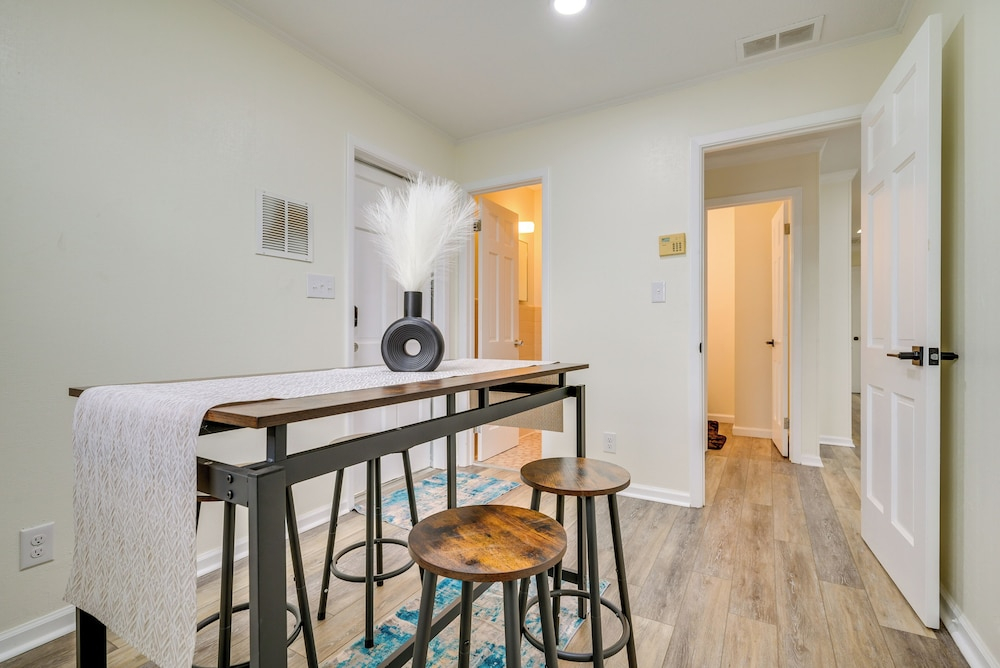 Hiking, Blackjack & More! Charming Home in Grover