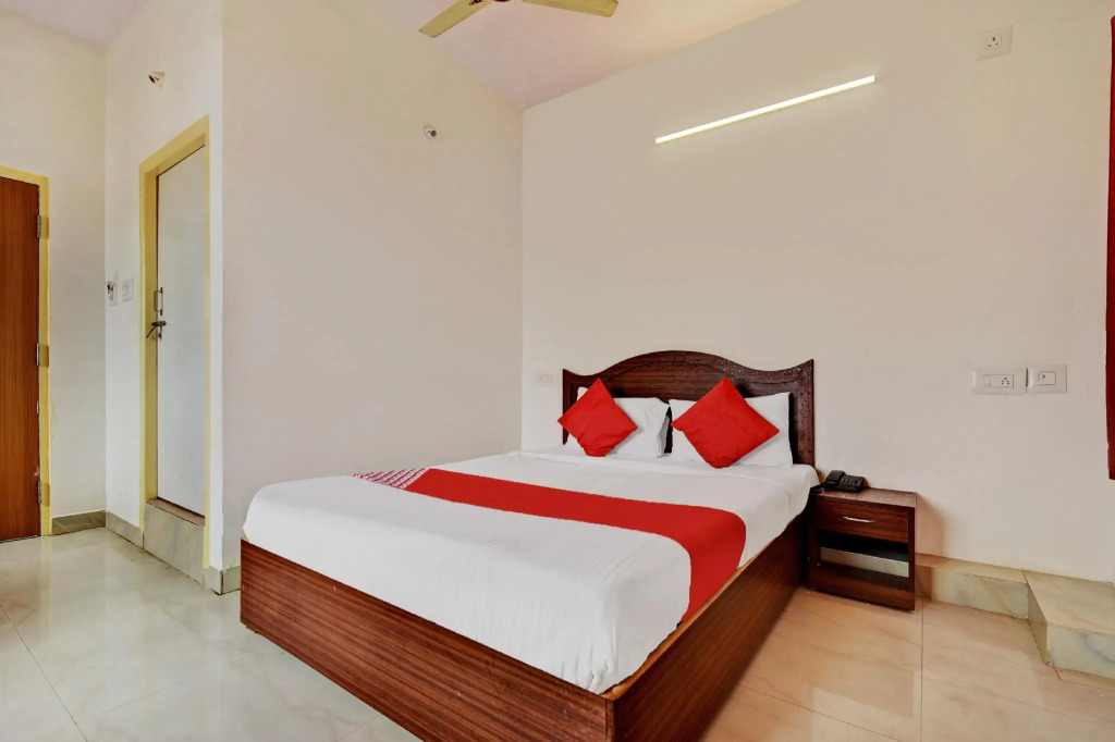 Hotel O K N Residency
