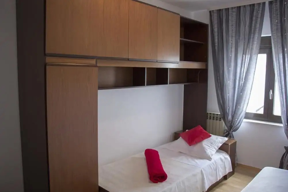 Boutique Apartment in villa with pool 2