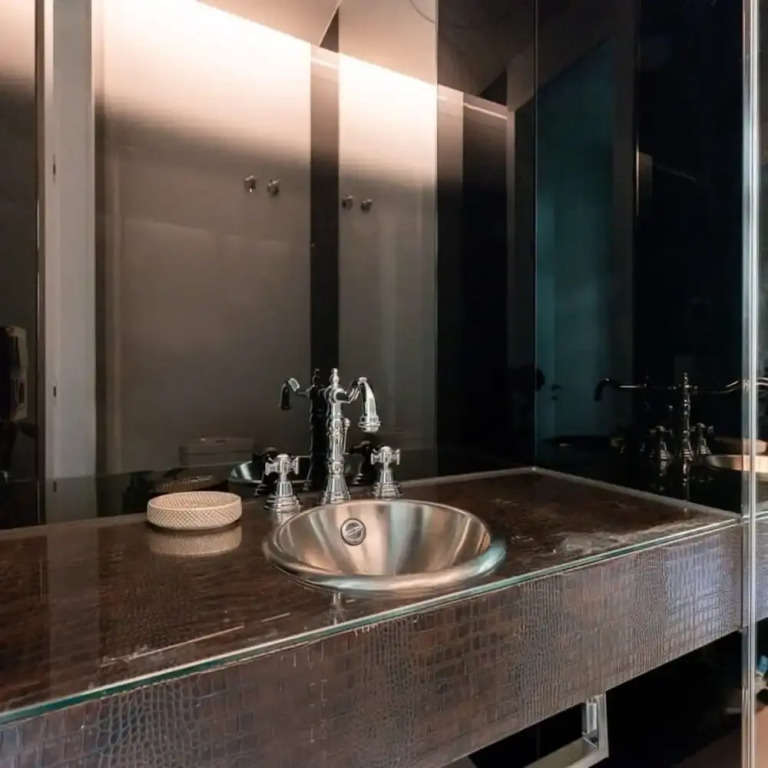 The Deauville Majestic 1 Bedroom in Chueca