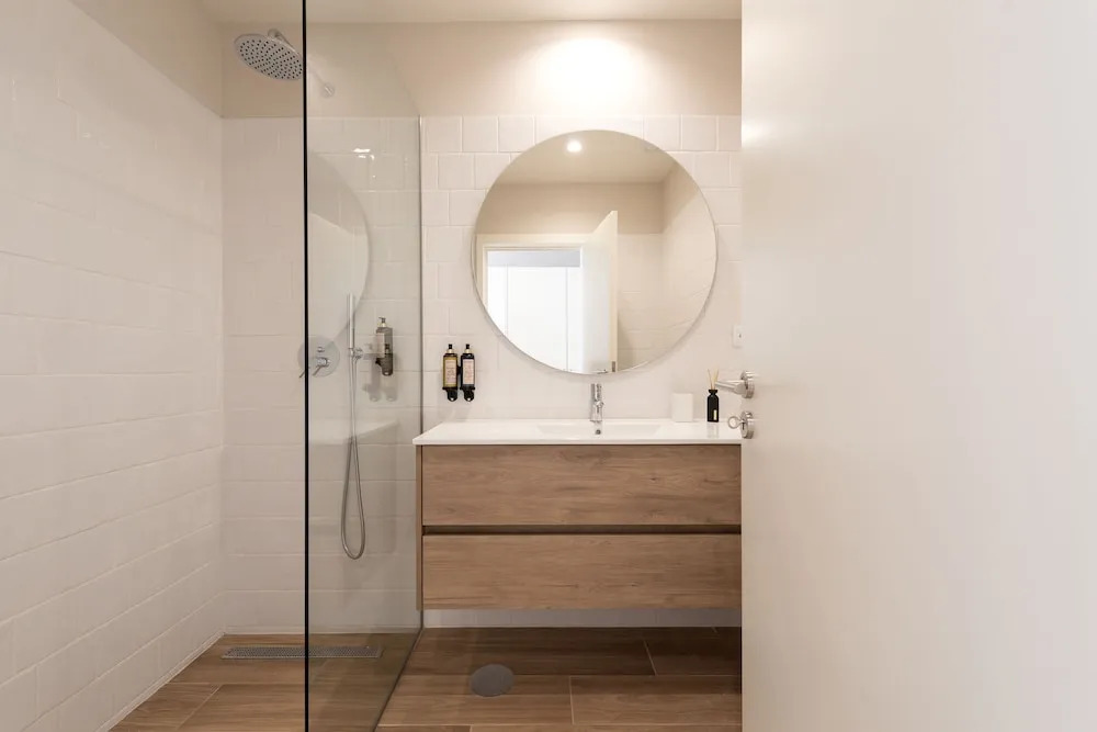 Ando Living - Flores 200 House