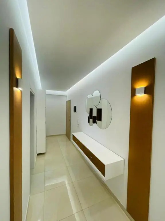 Tirana ave 3