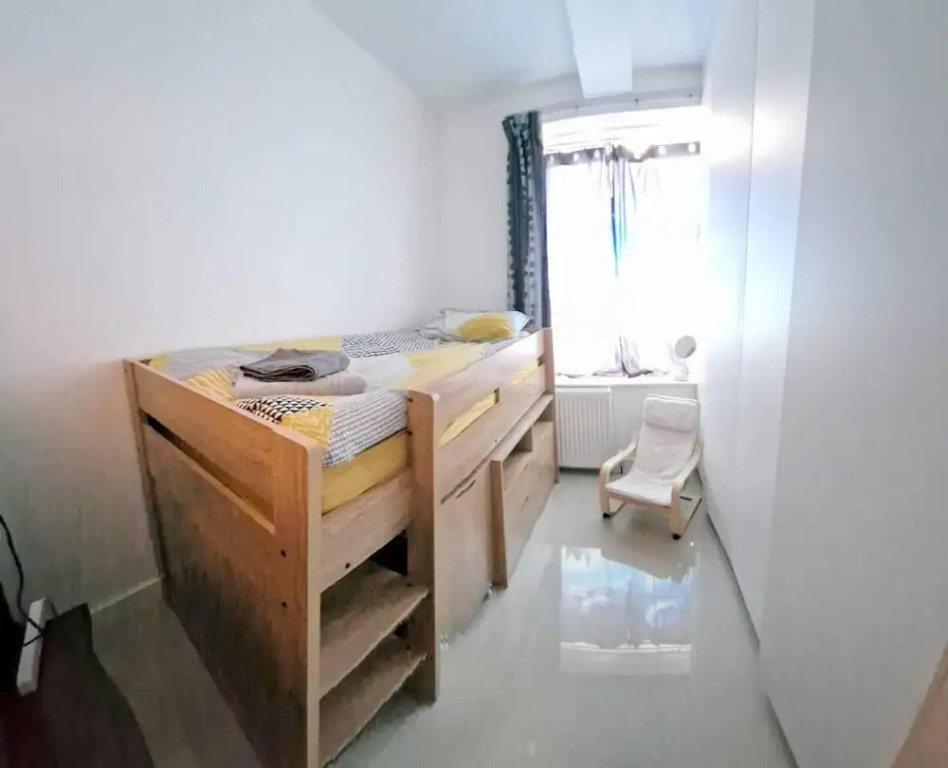 Modern 3-bed House in Surrey Quays
