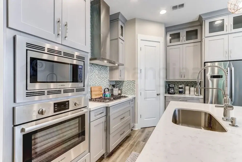 2206 Shell Cove Circle