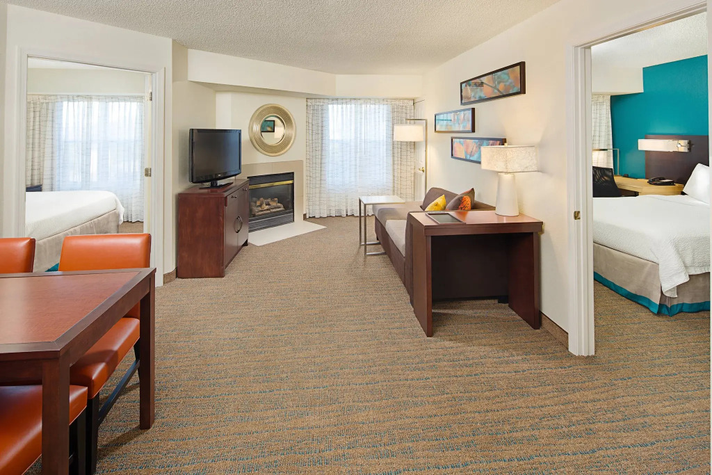 Courtyard by Marriott Richmond Northwest