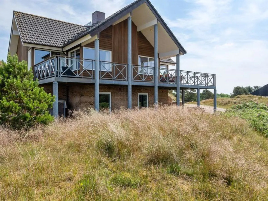 "Arngard" - 500m from the sea in Western Jutland