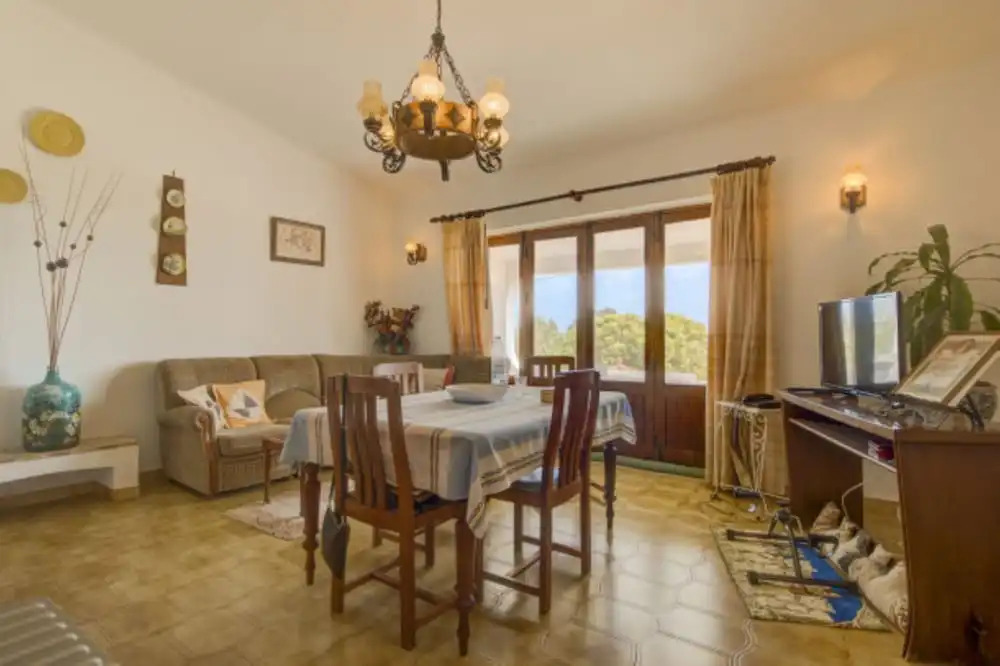 Villa - 2 Bedrooms with WiFi and Sea views - 107983