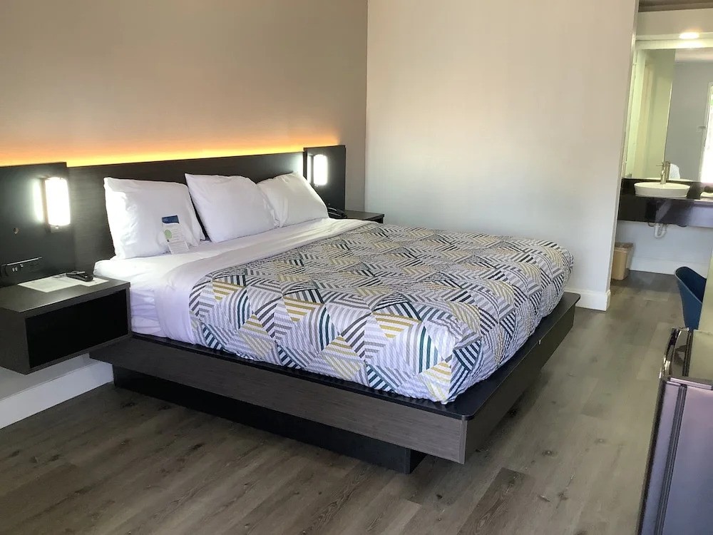 Studio 6 Suites Memphis, TN East Memphis