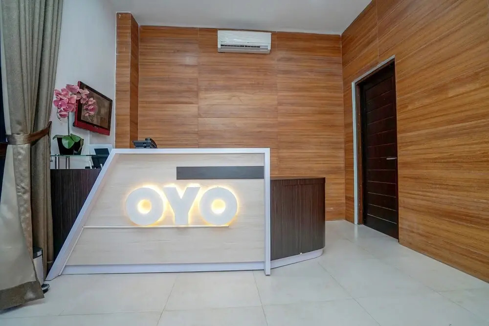 Oyo 932 Griya Mas Residence Syariah