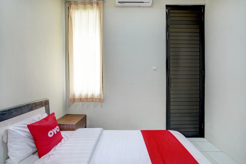RedDoorz Syariah near Bypass Krian