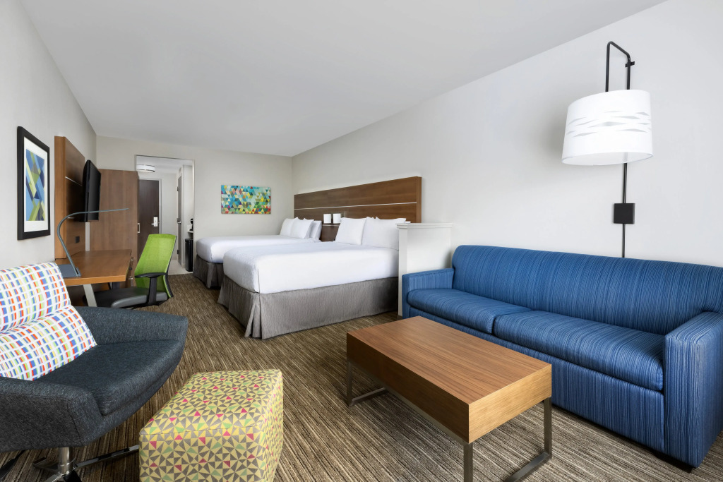 Holiday Inn Express & Suites Oakhurst-Yosemite Park Area by IHG