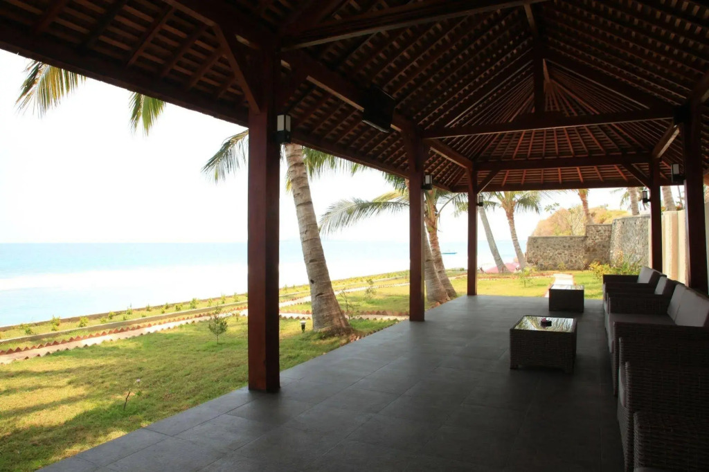 Lima Satu Resort