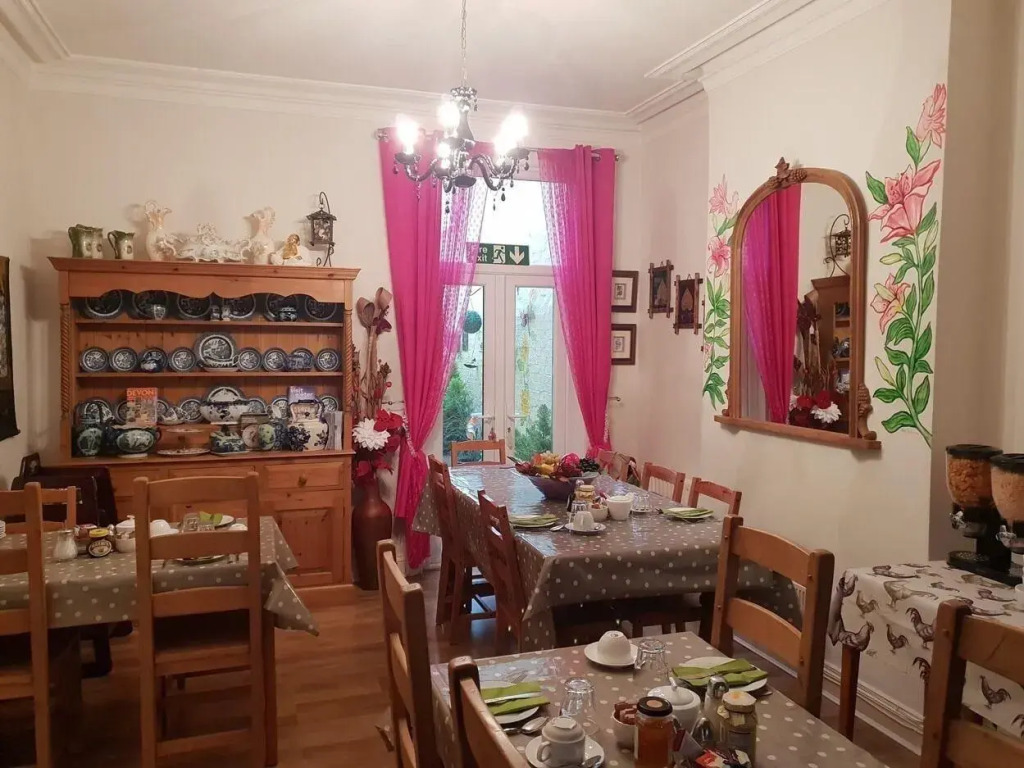Breken Guest House
