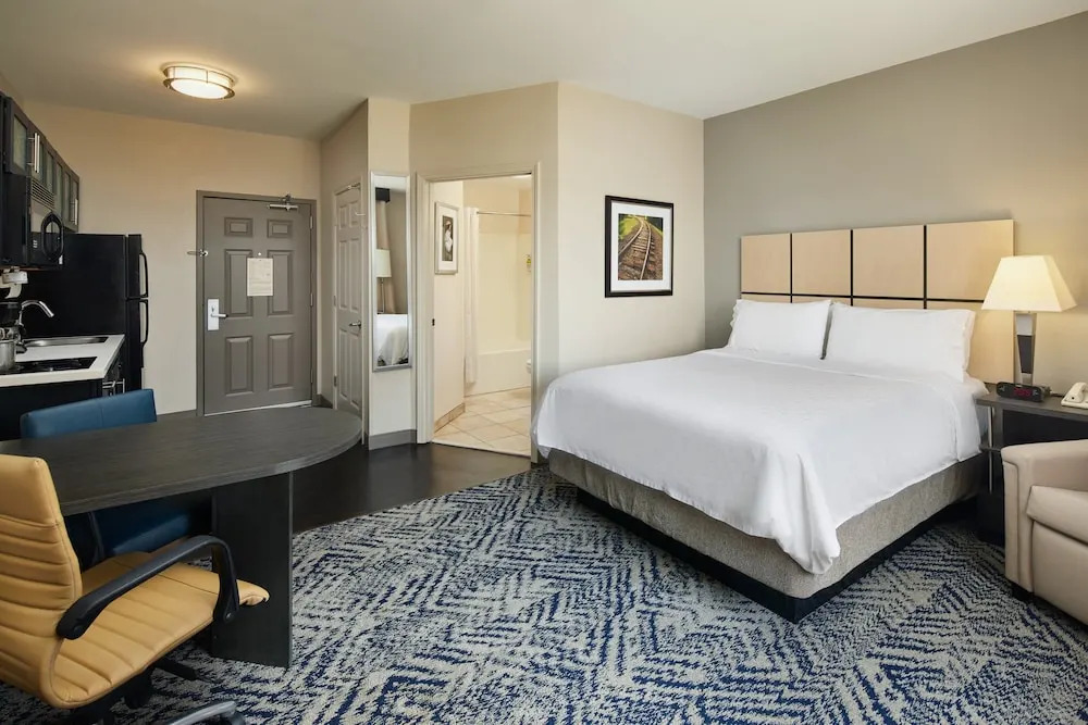 Candlewood Suites Charleston-Northwoods by IHG