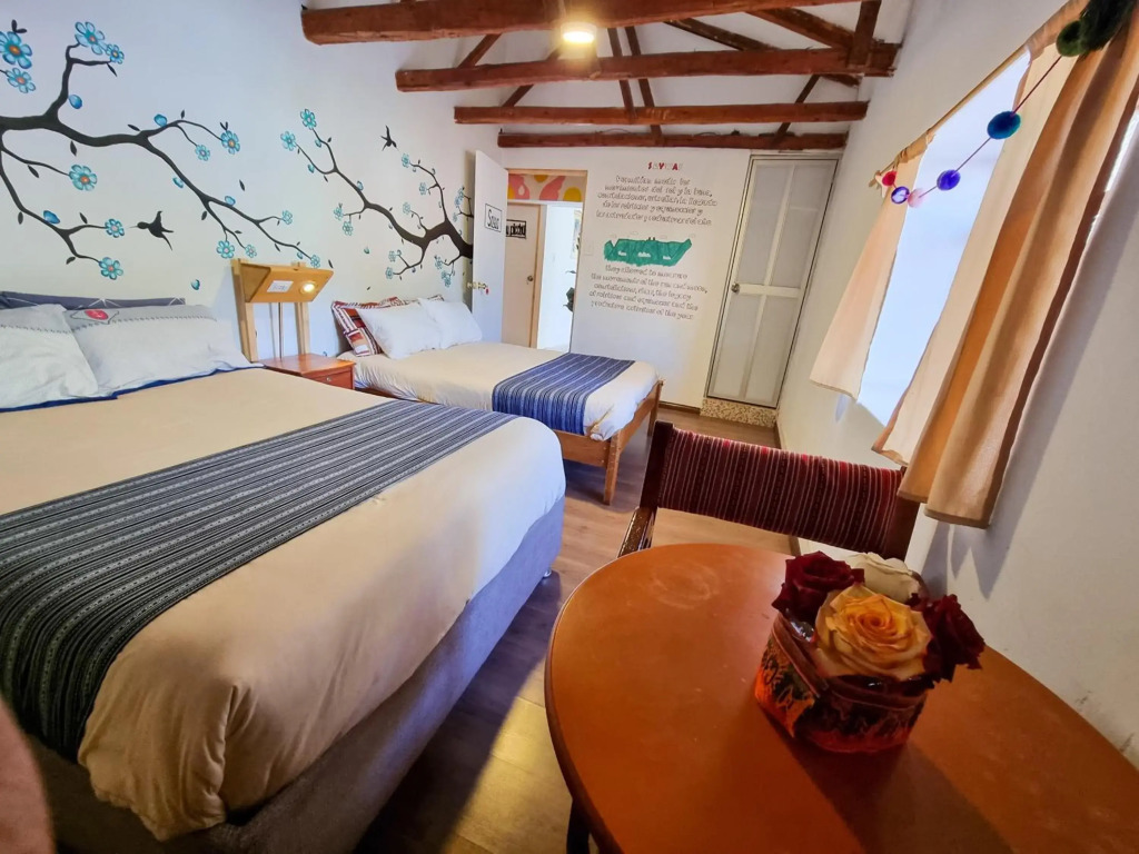 Valle verde, Hostel & camping