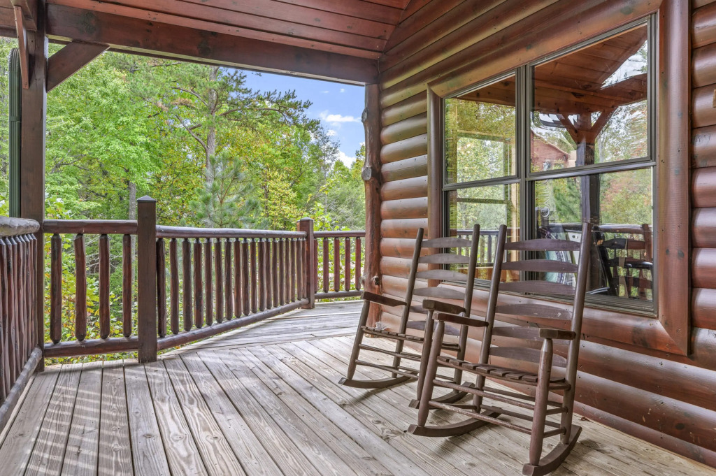 A Smoky Hideaway in Gatlinburg