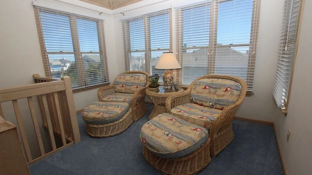 Tretower Strong Court Home - 5 Br Home
